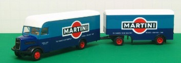 Albedo 750 1:87 Martini Delivery Van w/Trailer Attachment