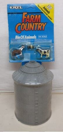 Ertl 1863 1:64 Scale Farm Country Bin of Animals w/4 Piece Grain Bin