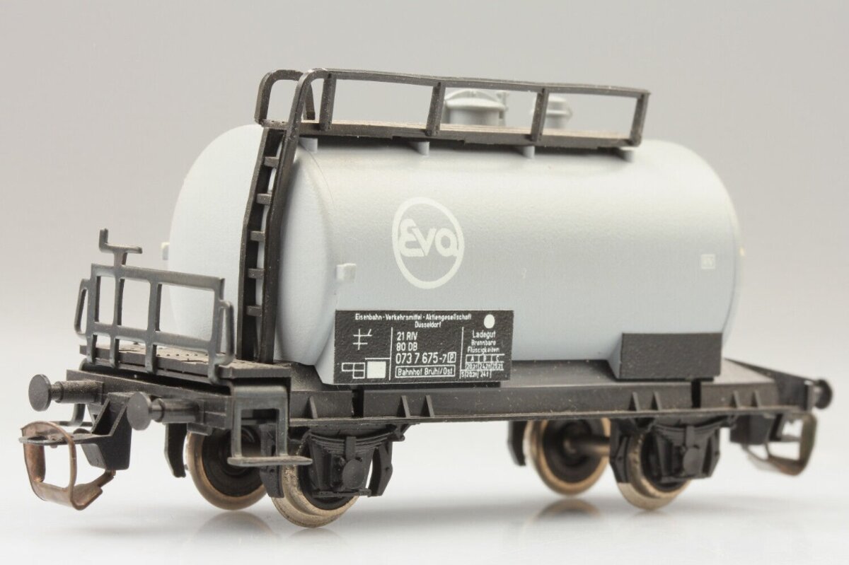 Tillig 14422 TT Scale EVA Kesselwagen Z52 Epoche IV 2-Axled Tank Wagon