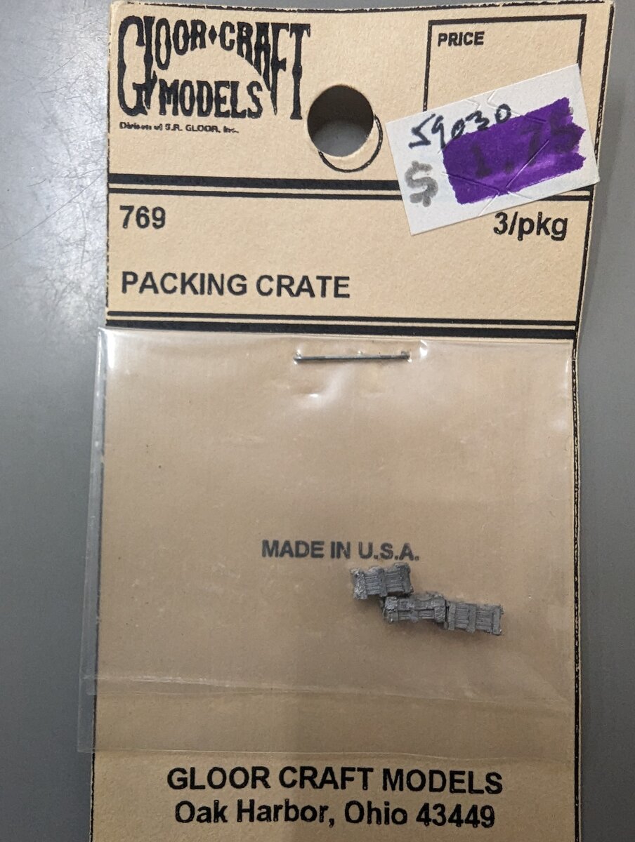 Gloor Craft 769 N Scale Gray Packing Crates (Pack of 3)