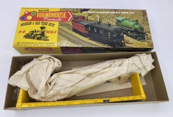 Roundhouse 1318 HO Oregon Pacific & East 60' Bulkhead Flat Car Kit