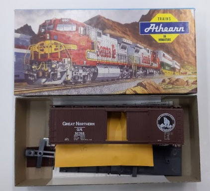 Athearn 5233 HO Great Northern 40'''' Box Car Wood # 50768 Kit