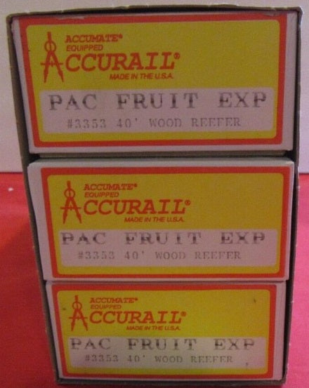 Accurail 3353 HO Pacific Fruit Express 40'''' Wood Reefer Kit (Set of 3)