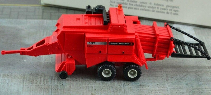 Wiking 3960128 HO 1:87 Massey Ferguson Agricultural Baler for Tractors