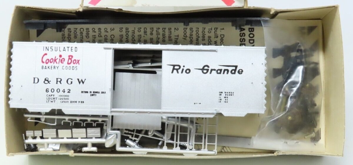 McKean 4006 HO Front Rang Cookie Box D&RGW 40' PS-1 Boxcar Kit