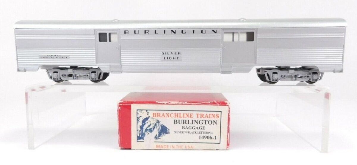 Branchline Trains 14906-1 HO Burlington Silver Baggage W/Black Lettering Kit