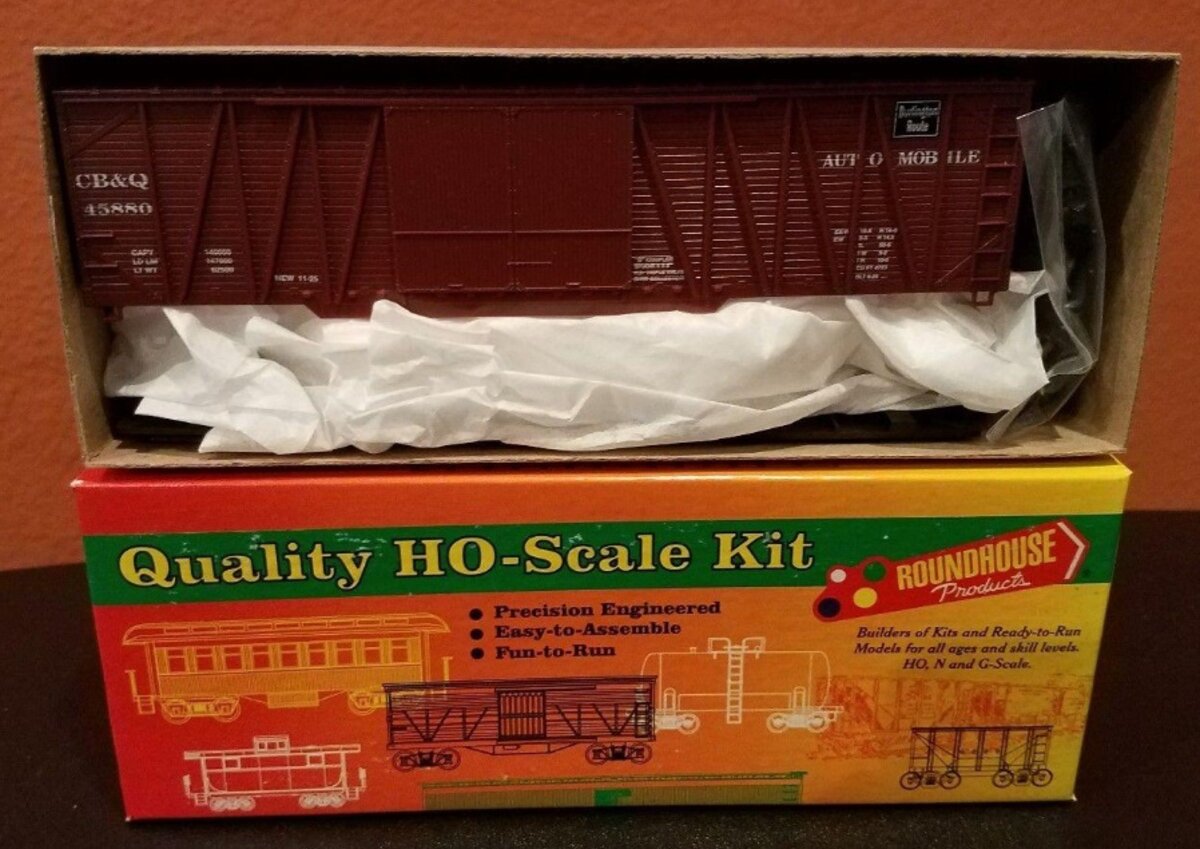 Roundhouse 02093 HO Chicago Burlington & Quincy 50'' DWD Lumber End Kit