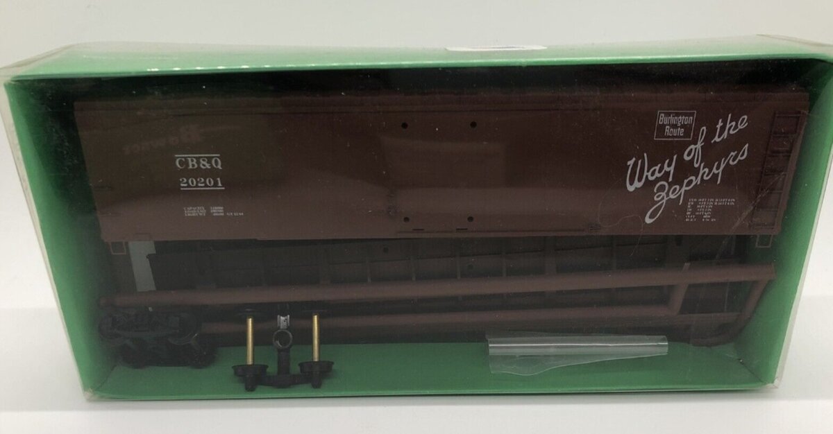 Bowser 31536 HO CB & Q 50'Single Door English's Model Railroad Supply
