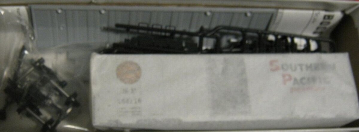 Red Caboose RC-8037-e HO SP Silver Overnight 40'' AAR Boxcar # 163116 Kit