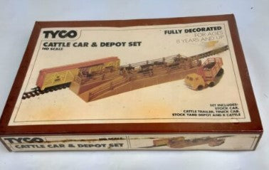 Tyco 935 HO Fully Decorated Cattle Car & Depot Set Building Kit