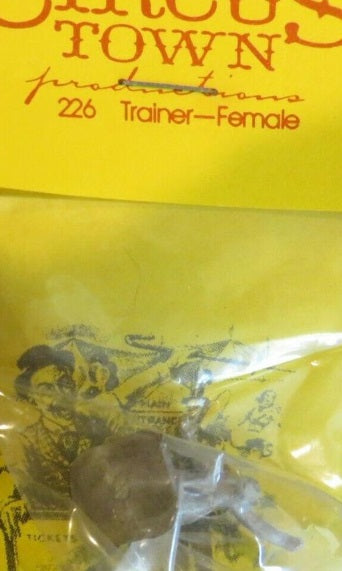 Circus Town 226 HO Scale Trainer Female Unpainted Metal Figure