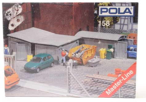 Pola 158 HO Corrugated Iron Garages Building Kit (Set of 3)