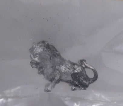 Simmons 8801 HO Scale Lion Metal Metal Unpainted Figure
