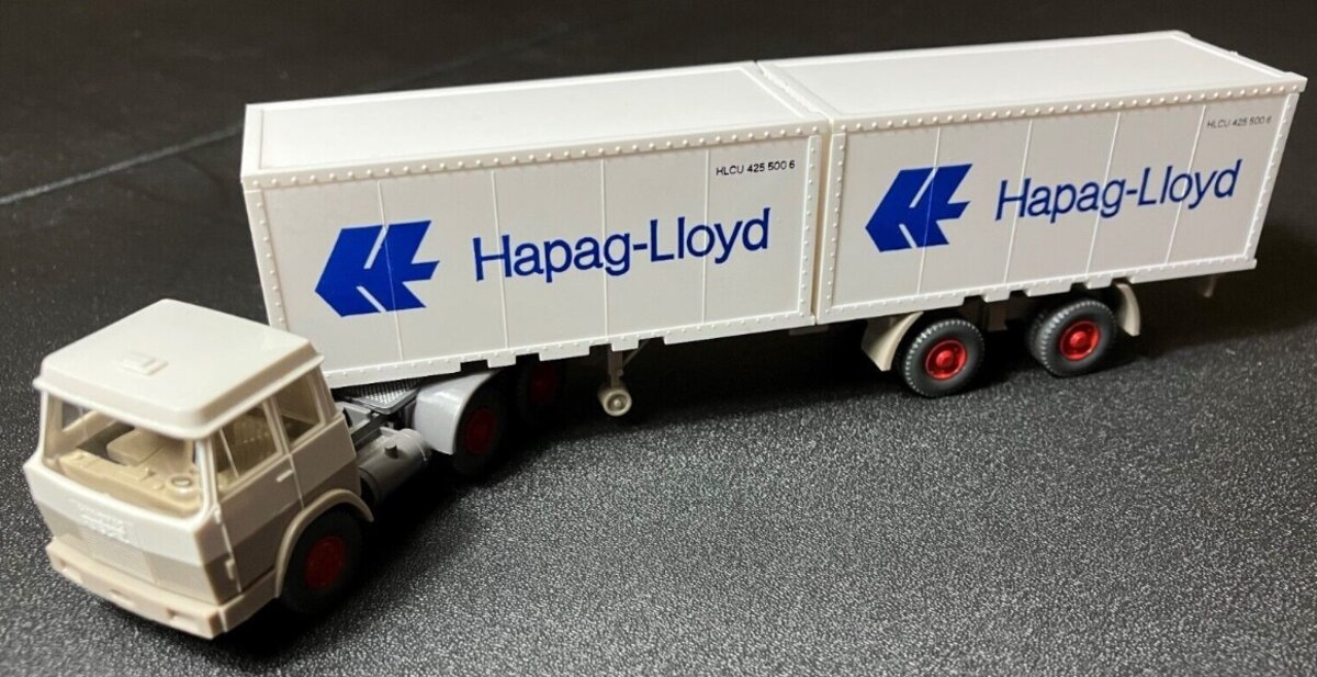 Wiking 521 HO Scale Hapag Lloyd Plywood Container Truck & Trailer