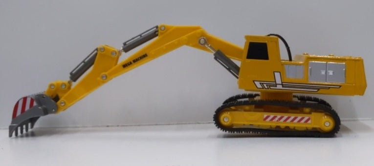 Scale Construction Equipment 12-0102 HO Excavator Mega Machine Plastic & Metal