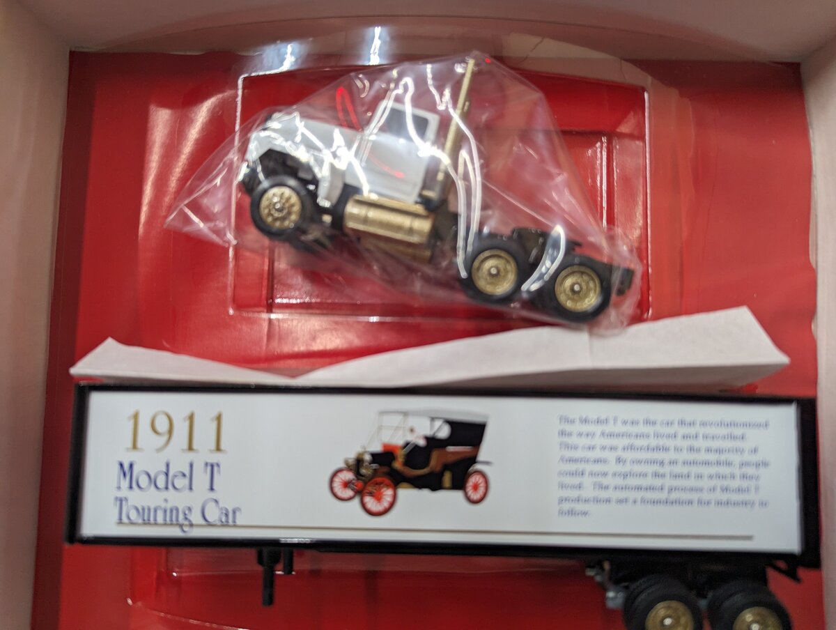 Winross 134-7 1:64 Ford Automotive Historical #4 1911 Ford Model T Semi Truck