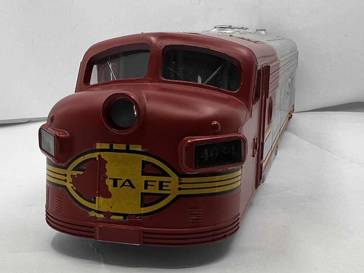 Williams 4032-1 Santa Fe EMD F7 A Body Shell