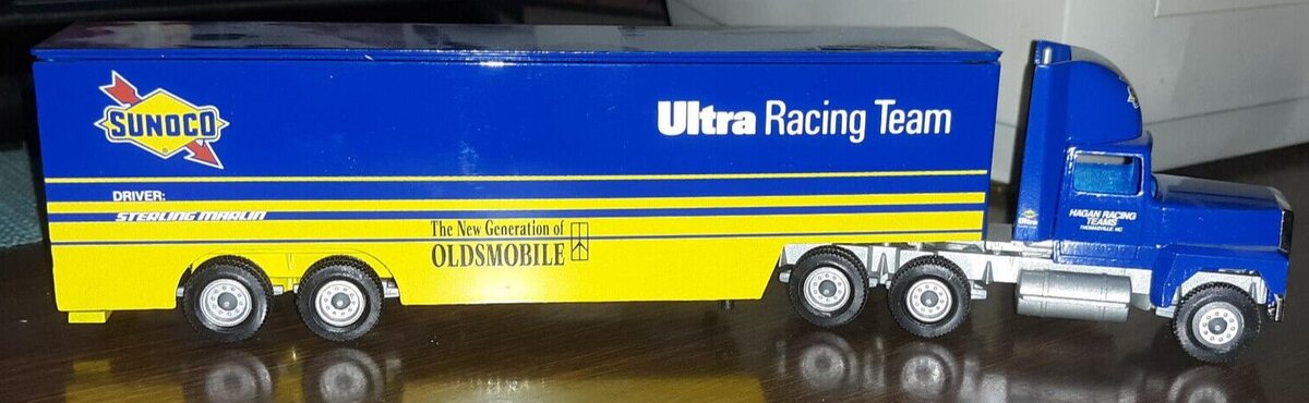 Winross 94 1:64 Sunoco Ultra Racing Team Sterling Marlin Transporter