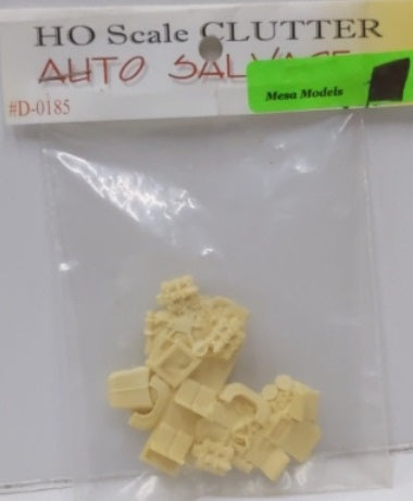 Model Tech Studios D-0185 HO Clutter Auto Salvage Unpainted Resin (Pre Aged)