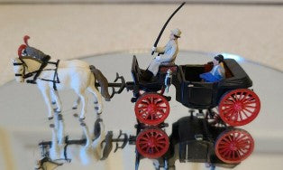 Preiser 453 1:90 Horse Drawn Carriage Figure Set