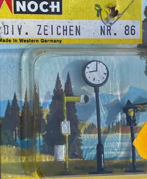 Noch 86 HO Scale Street Decor Elements (Pack of 4)