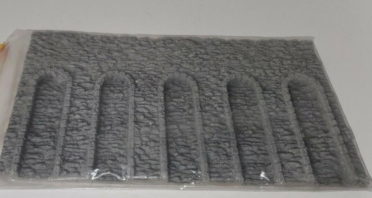 Noch 5817 HO Scale Stone Wall Natural Stone Arcade