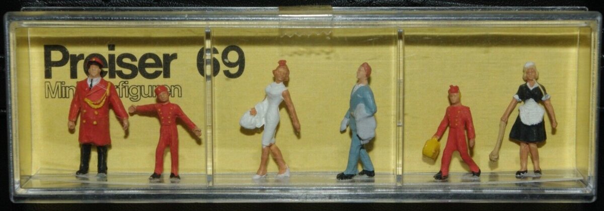 Preiser 69 HO Scale Hotel Workers & Guest Figures (Set of 6)