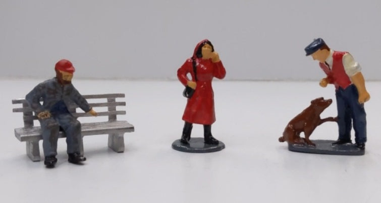 Acme 033 O Scale People at the Park W/Bench (Pack of 3)