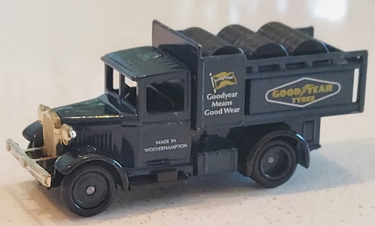 Days Gone 20018 HO Scale Goodyear Tyres 1934 Model A Ford Stake Truck