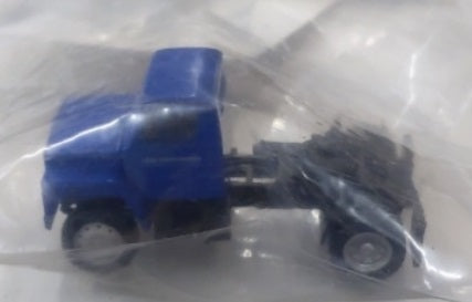 Promotex 300469 HO Scale Electric Blue Navistar Day Cab