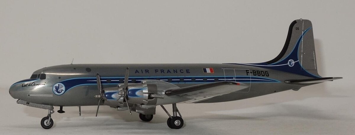 Herpa 571104 1:200 Air France Douglas DC-4 F-BBDG Diel de Champagne