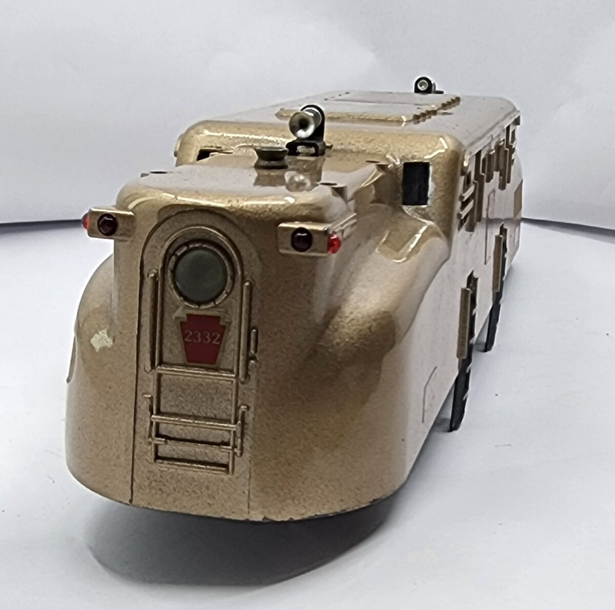 Williams 2332-13 Gold Painted Pennsylvania GG-1 Shell