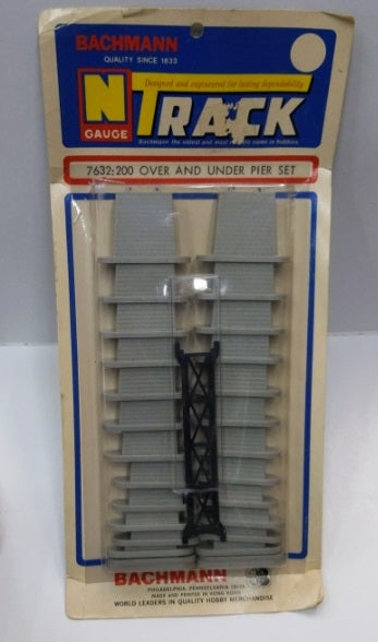 Bachmann 7632:200 N Scale Over And Under Pier Set