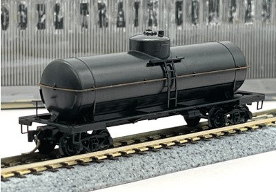 Micro-Trains N Scale Undecorated Black Single Dome Chemical Tank Car Kit