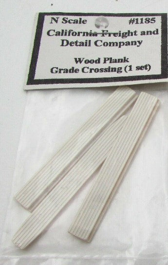 California Freight & Detail 1185 N Scale Wood Plank Grade Crossing