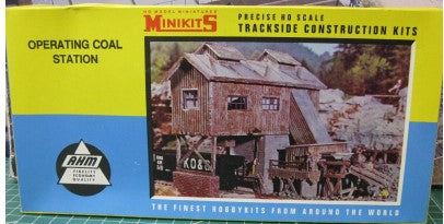 AHM 5817:495 HO Operating Coal Station Building Kit