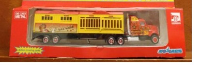 Majorette 600 1:87 Magic Circus Animal Cages Tractor Trailer