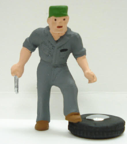 Kramer P41 Cast Metal Tire/Mechanic Man Figure
