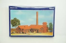 Pola 11805 HO Brickworks Building Kit