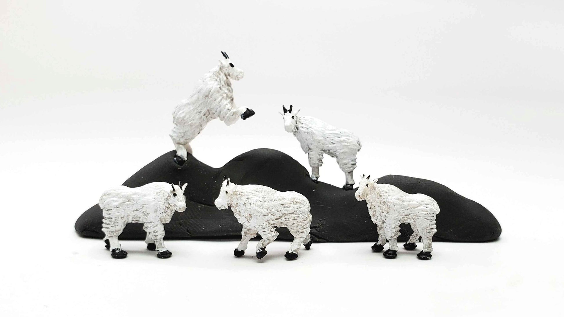 All Scale Miniatures 1600964 N Mountain Goat Figure (Set of 5)