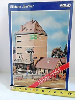 Pola 844 HO "BayWa" Silo Block Building Kit
