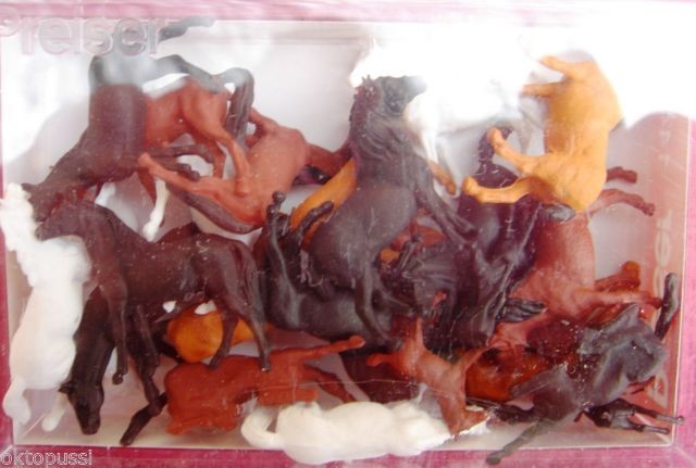 Preiser 14407 HO Animals - Horses Figures (Set of 26)