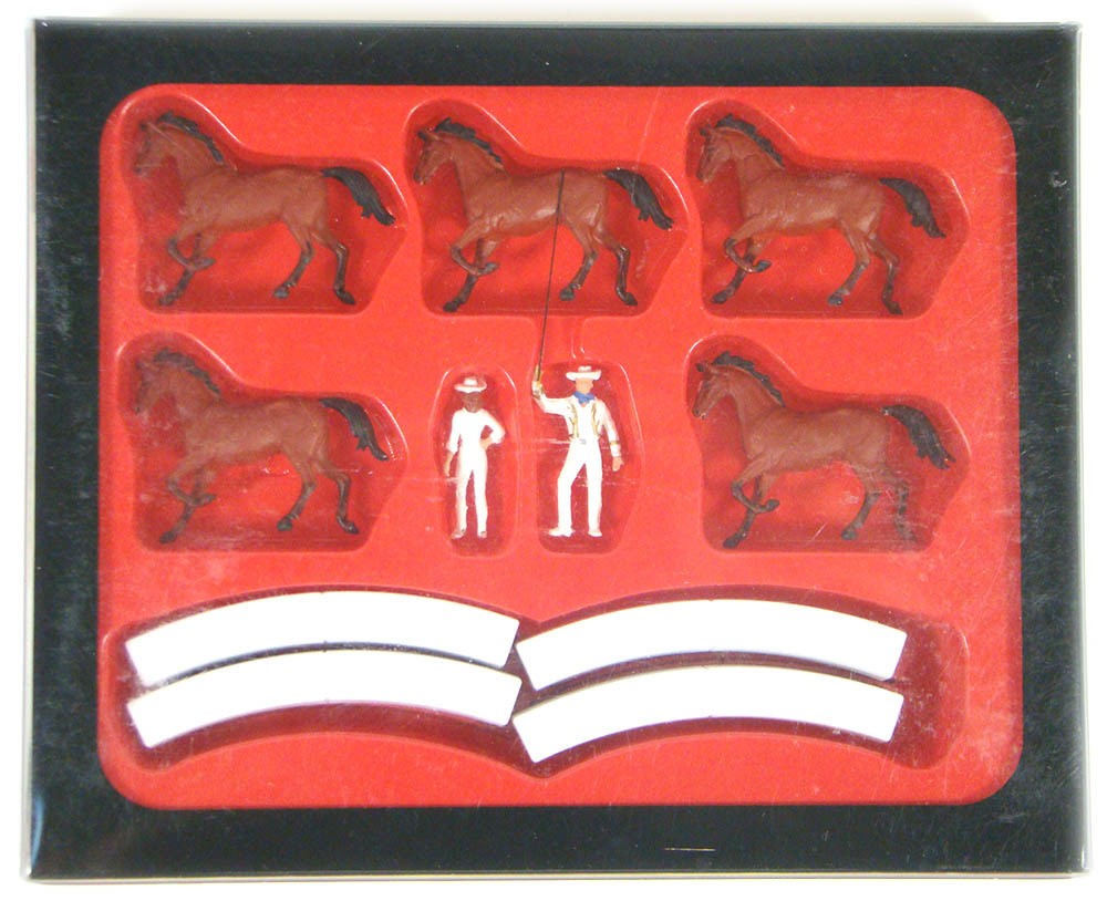 Preiser 22004 HO The Great Circus Performing Horse Show Figures (Set of 7)