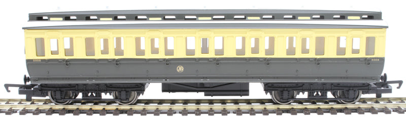 Hornby R4913 OO Great Western Railway GWR Era 2 Clerestory Third