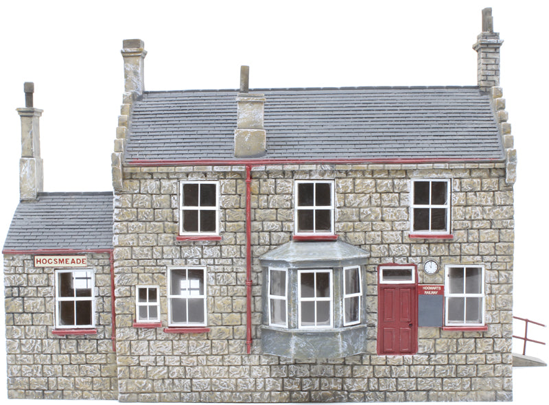 Hornby R7230 OO Hogsmeade Station Building
