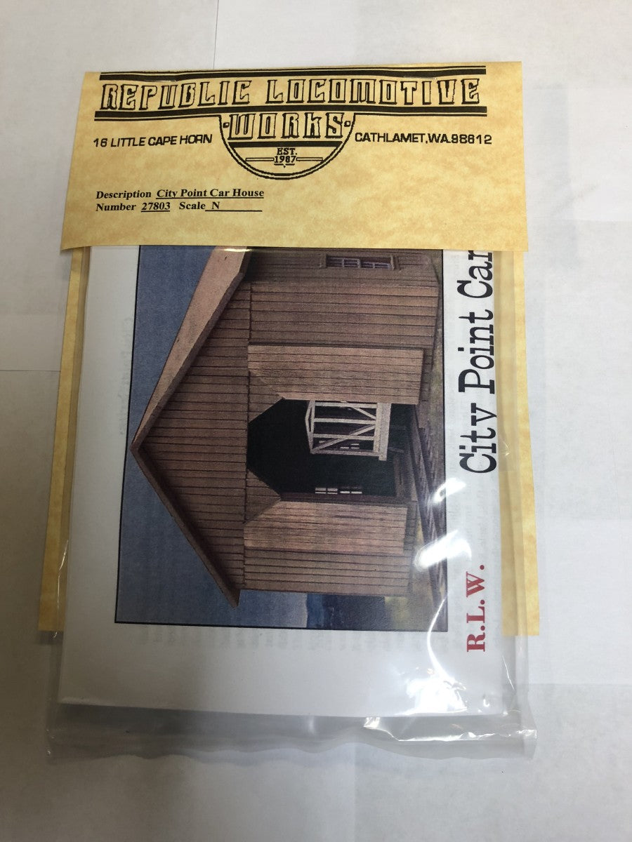 Republic Locomotive Works 27803 N Scale City Point Car House Kit