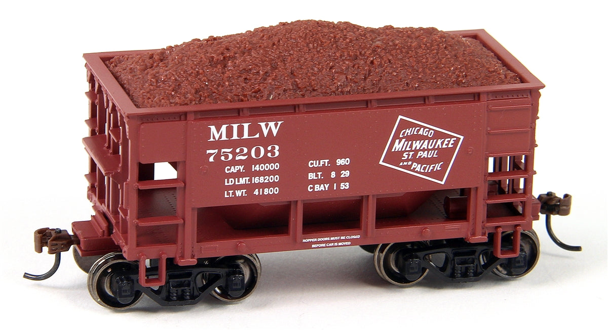 Roundhouse 87098 HO Milwaukee Road 24' Ribbed Ore Car w/Load #75203