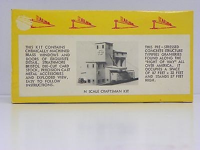 Railhead 73-22 N The Granary Building Kit