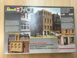 Revell of Germany 2087 HO House with Purification Building Plastic Model Kit