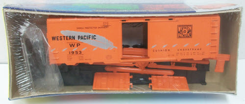 Roundhouse 1075 HO Scale Orange Western Pacific AAR 40' Boxcar Kit
